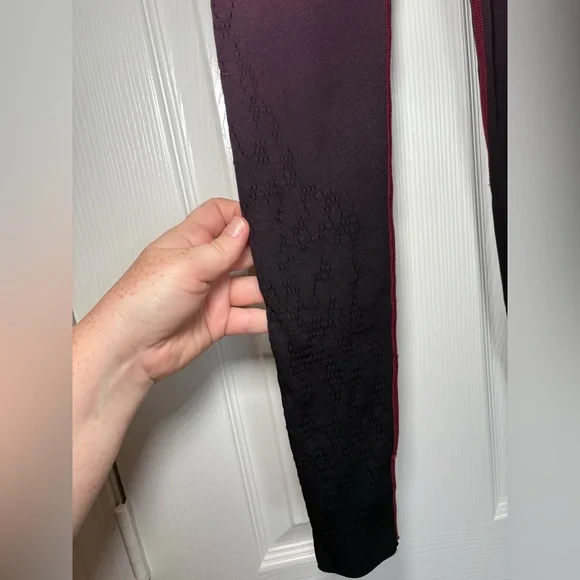 Varley Ioma Perforated Front Ombré Leggings size XXS - Picture 6 of 8